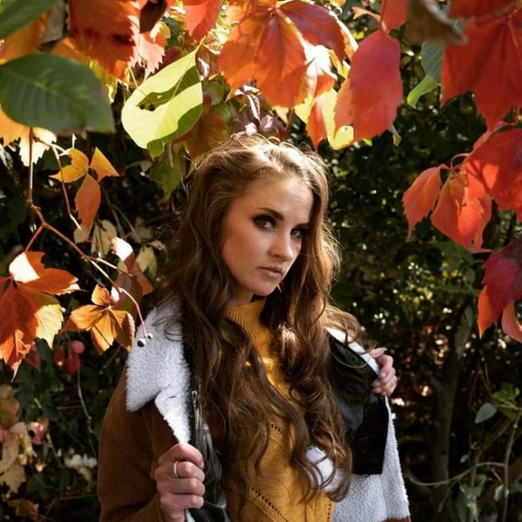 Meet your Posher, Jani - Picture 6 of 6